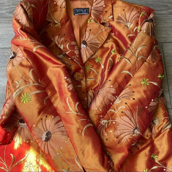 Vintage Vida  Petites Floral Embroidery Blazer - Picture 11 of 16